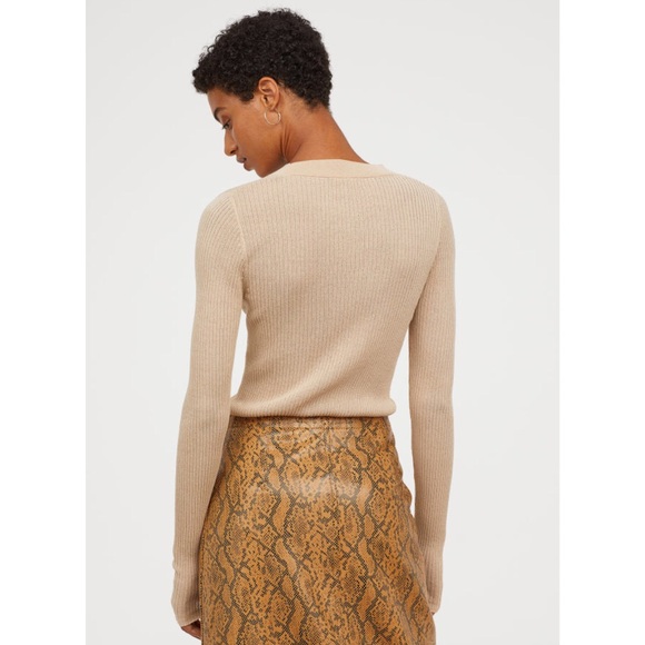 H&M Ribbed Top - Picture 3 of 7